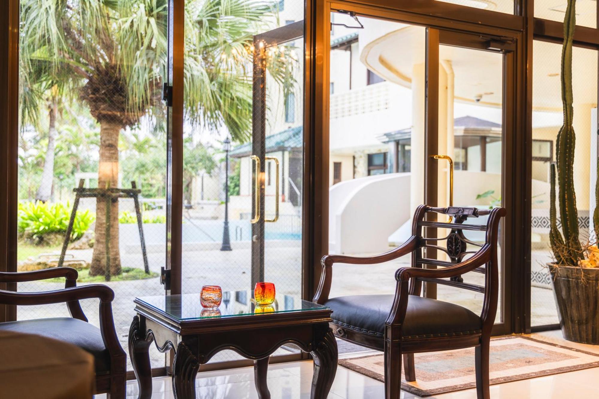 אונה La Casa Panacea Okinawa Resort מראה חיצוני תמונה
