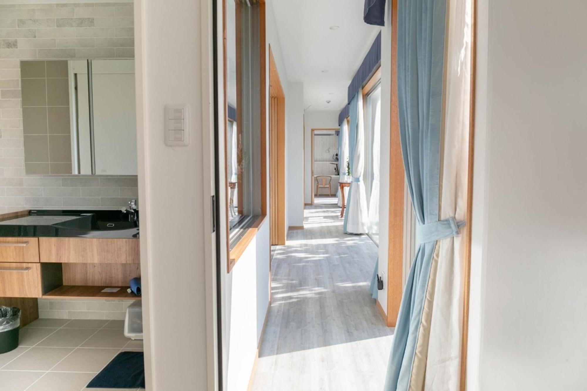 אונה La Casa Panacea Okinawa Resort חדר תמונה